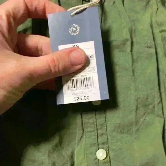 ❤️5/$25❤️ Olive green blouse - Picture 4 of 4